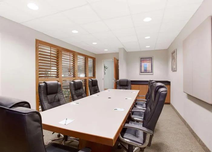 Wingate By Wyndham Bridgeport Clarksburg
